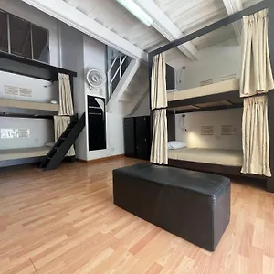 Hostal Lleras Calle 8 Medellín